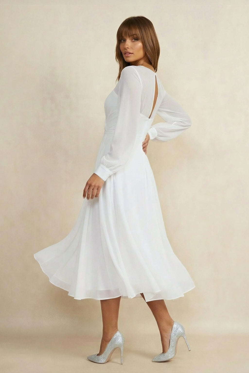 A-Line V-neck Chiffon Long Sleeves Zipper Wedding Dress - Curvevia