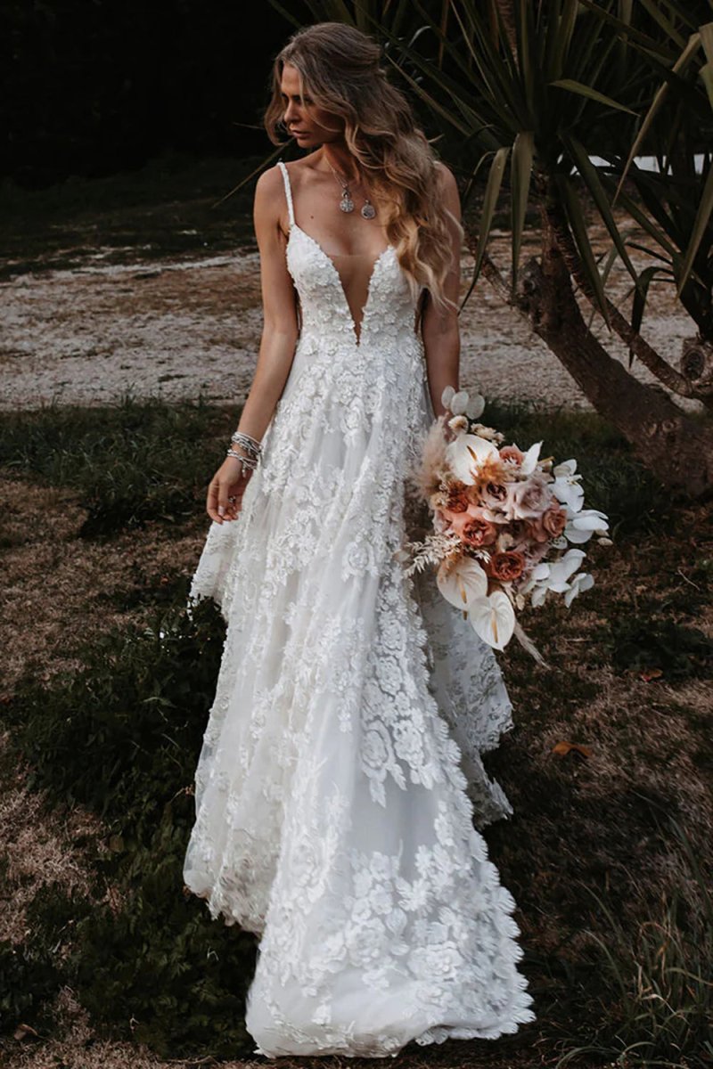 White Boho A-Line Lace Wedding Dress with Appliques - Curvevia