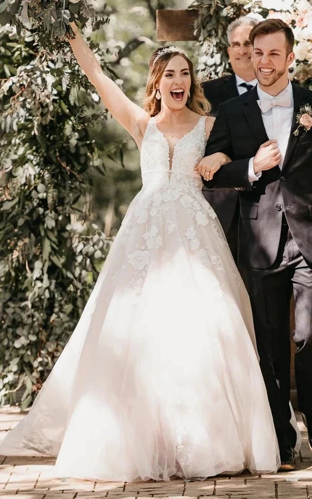 Adorable A-Line Lace Wedding Dress With Appliques And Illusion Deep-V Back - Curvevia