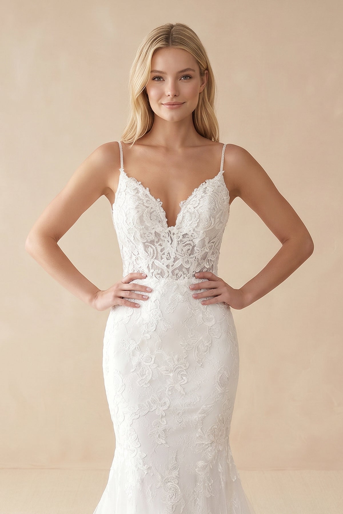 Spaghetti-Straps Backless Mermaid Lace Wedding Dresses with Appliques - Curvevia