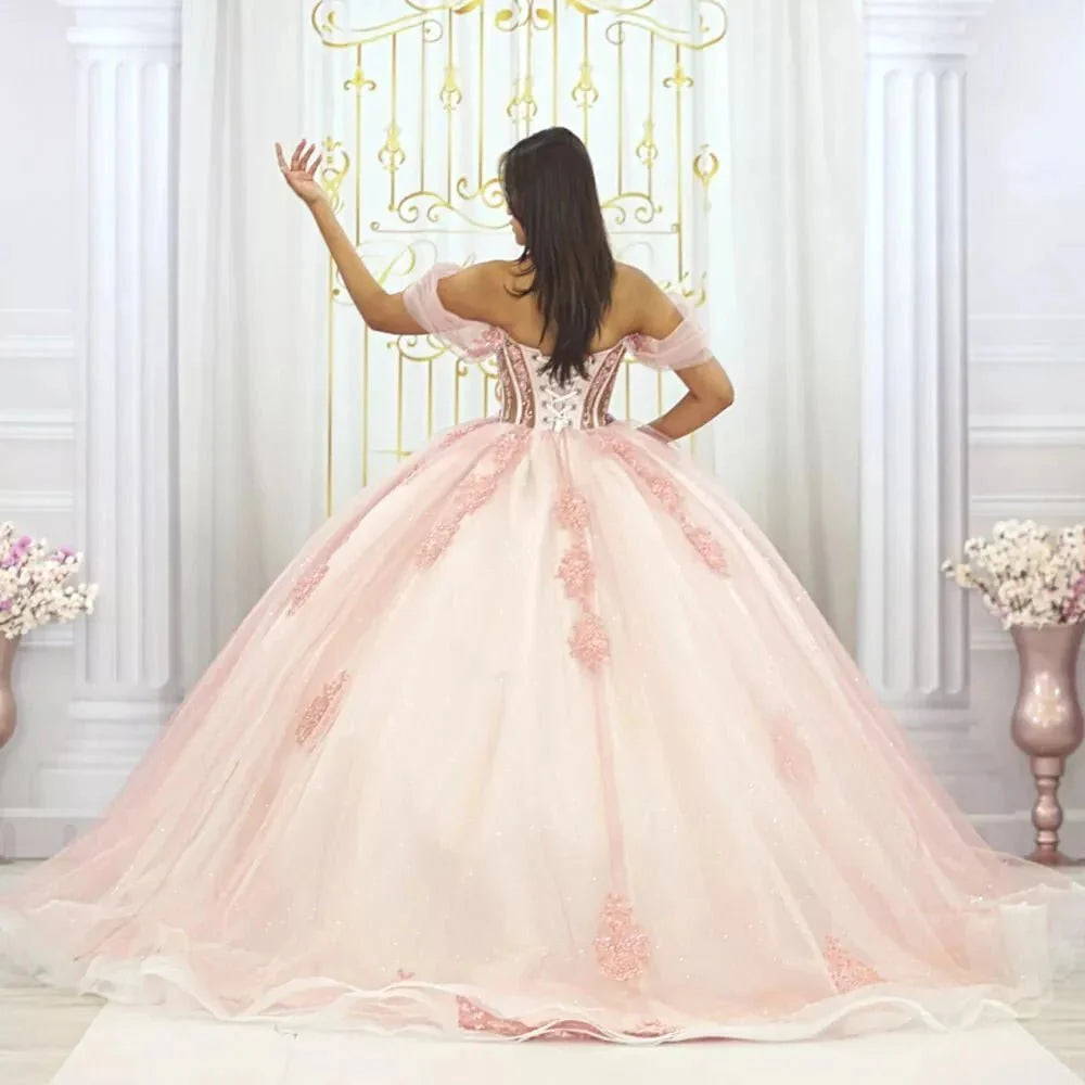Ball-Gown Pink Off-the-Shoulder Quinceanera Dresses - Curvevia