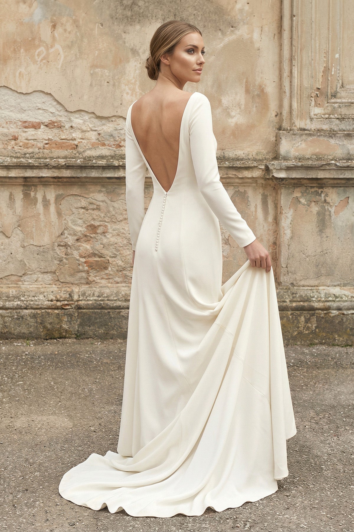 Simple Chiffon Mermaid Bateau-neck Deep-V Back Bridal Gown with Chapel Train - Curvevia