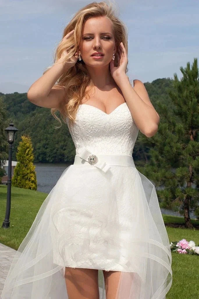 Beach Short Sweetheart Detachable Lace Wedding Dress With Tied Back - Curvevia