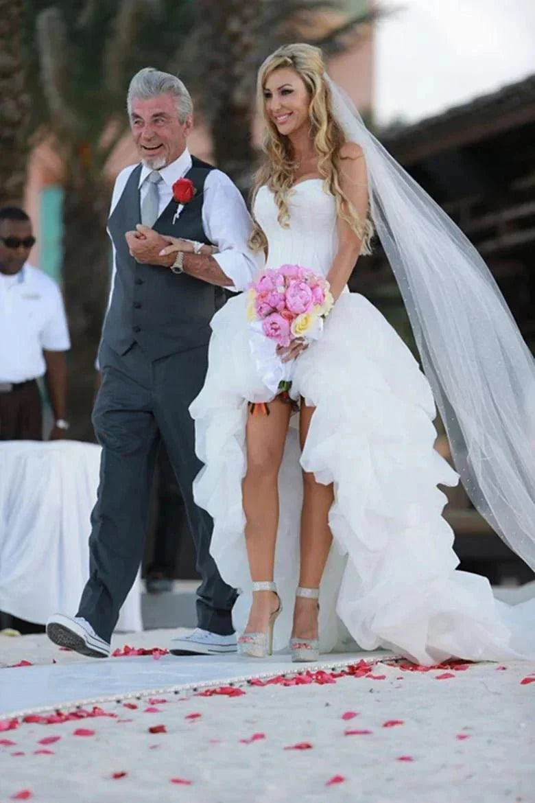Gorgeous Beach White Short Organza Sweetheart Asymmetrical Wedding Dresses - Curvevia