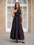 Black Satin A-Line One Shoulder Back Zip Floor-Length Dress with Front Bow and Side Pockets - Curvevia