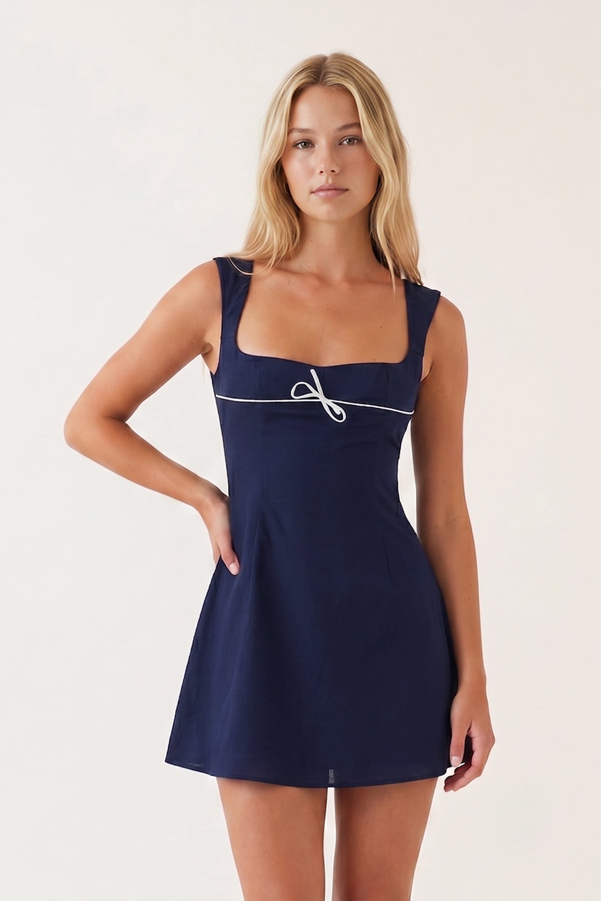 Black Square Neck A-Line Satin Homecoming Dress With Lace-Up Back - Curvevia