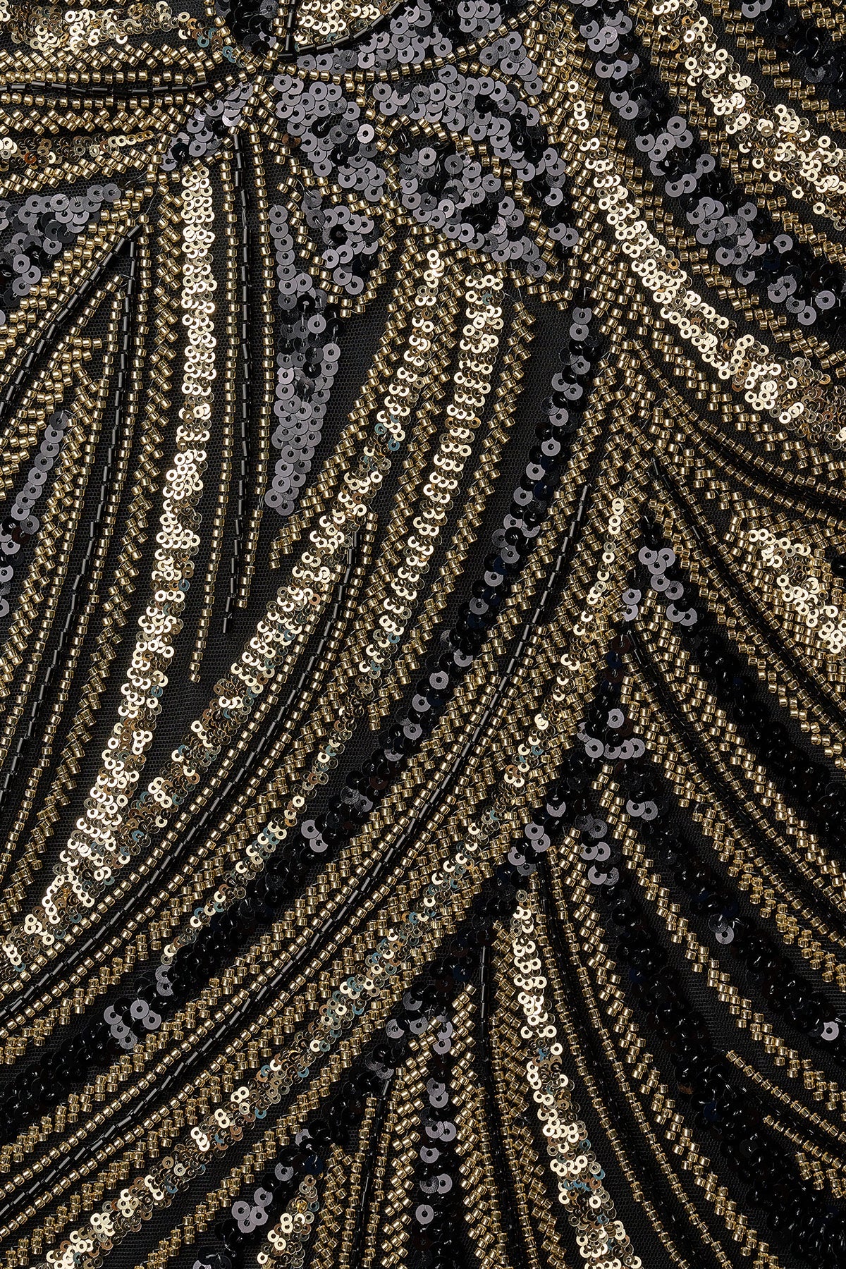 Black Strapless V Neck Sequins Bodycon Short Homecoming Dresses - Curvevia