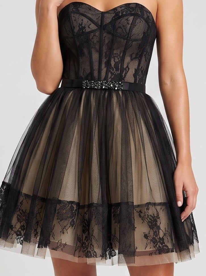 Black Tulle A-Line Sweetheart Lace-up Short Dress with Puffy Skirt - Curvevia
