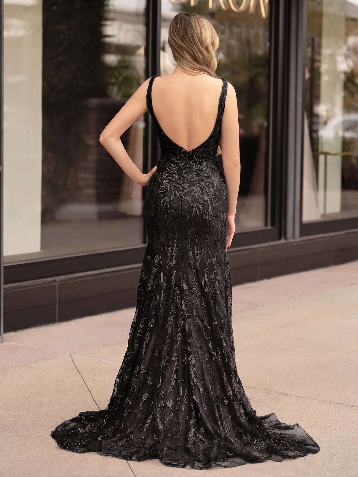 Mermaid V Neck Sequined Lace Evening Dress with Slit - Curvevia