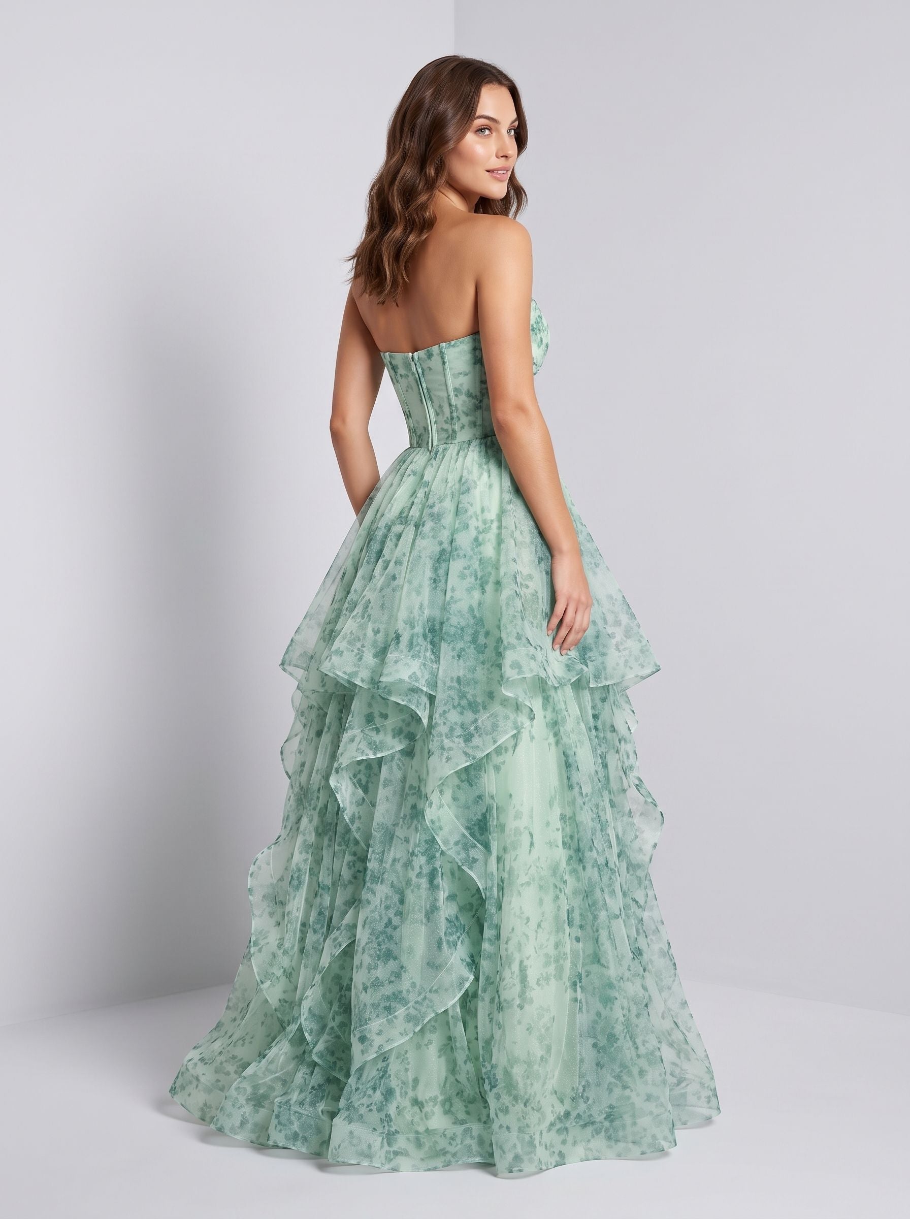 Green Floral Tulle A-Line Sweetheart Back Zip Floor-Length Dress with Tiered Ruffles and Rose - Curvevia