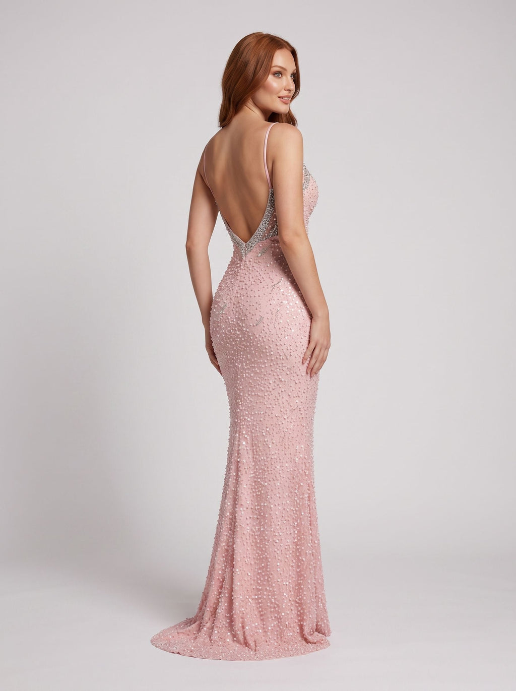 Blush Pink Sequins Mermaid Sweetheart Backless Floor-Length Dress with Intricate Beadwork - Curvevia