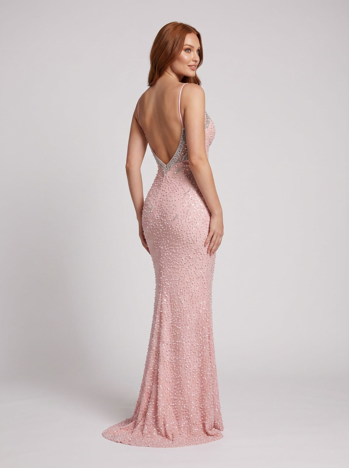 Blush Pink Sequins Mermaid Sweetheart Backless Floor-Length Dress with Intricate Beadwork - Curvevia