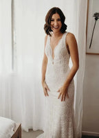 Bohemian Lace wedding Dresses Mermaid V-Neck Backless Bridal Gowns - Curvevia