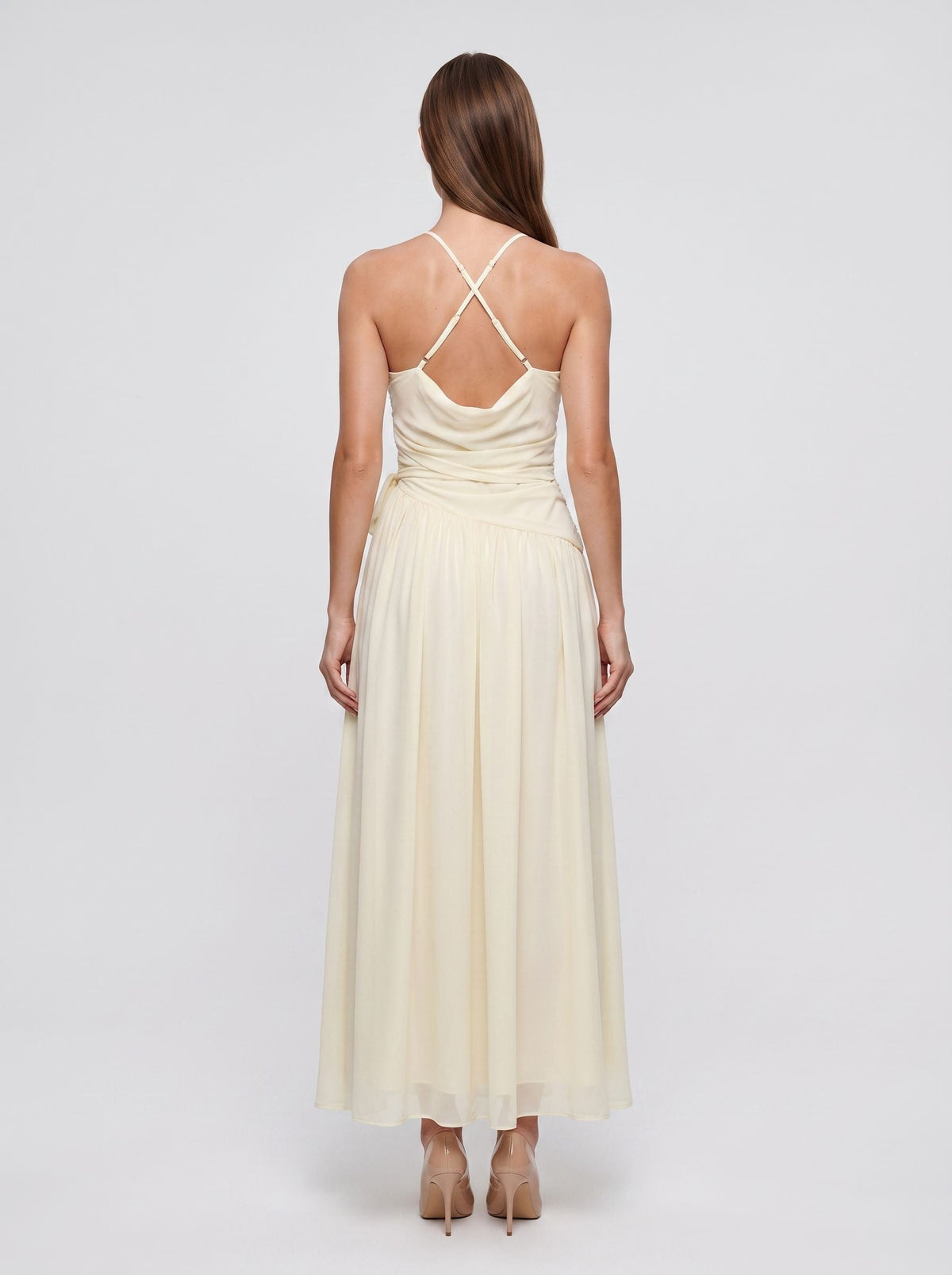 Ivory Chiffon A-Line Halter neckline Backless Floor-Length Dress with Ruched Bodice - Curvevia