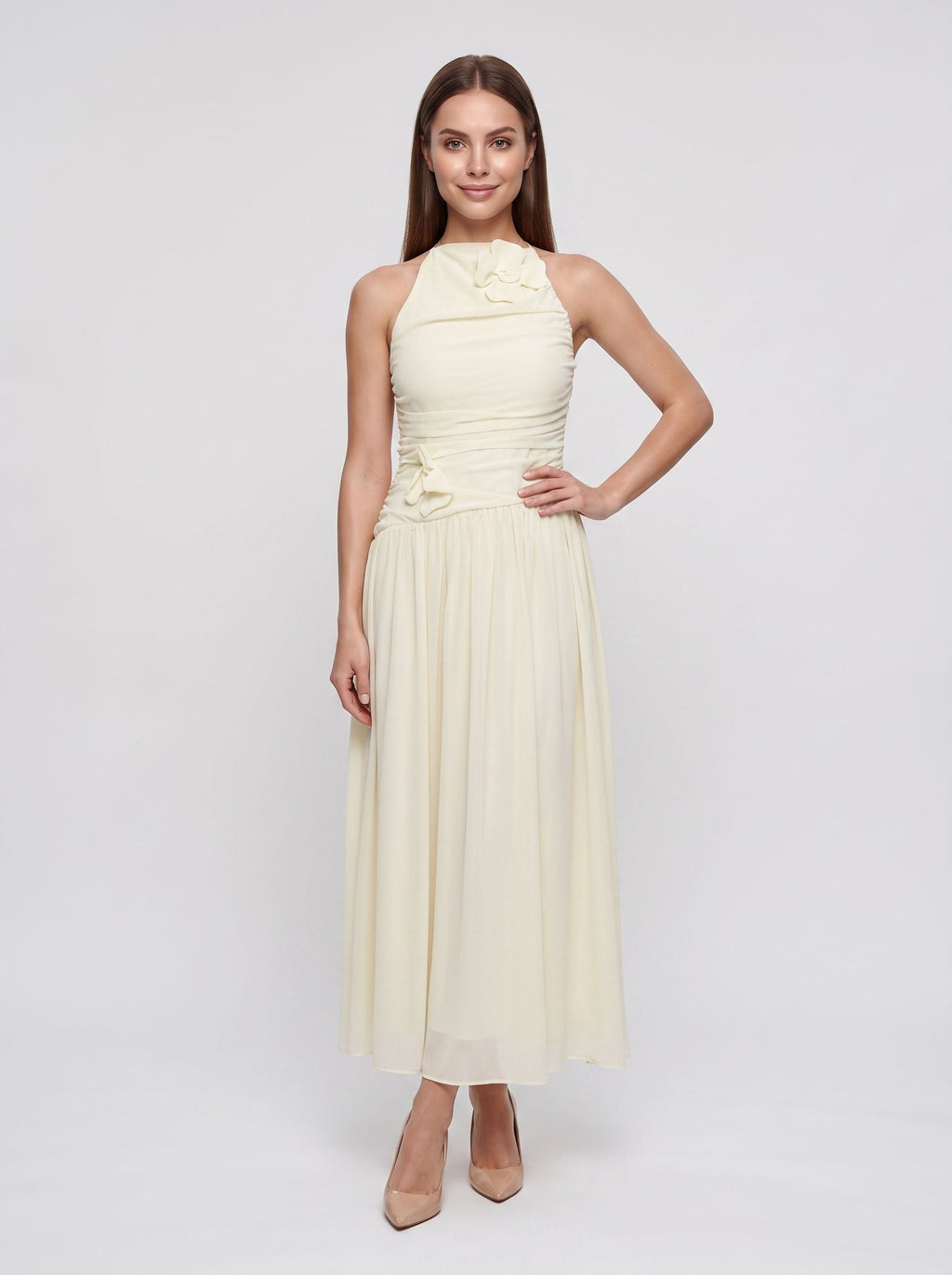 Ivory Chiffon A-Line Halter neckline Backless Floor-Length Dress with Ruched Bodice - Curvevia
