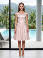 Blushing Pink Satin A-Line V-Neck Lace-up short Dress with Pleated Skirt with Side Pockets - Curvevia