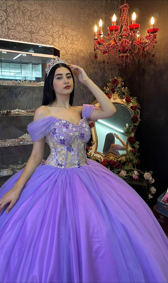 Ball Gown Organza Off-the-Shoulder  Purple Quinceanera Dress - Curvevia