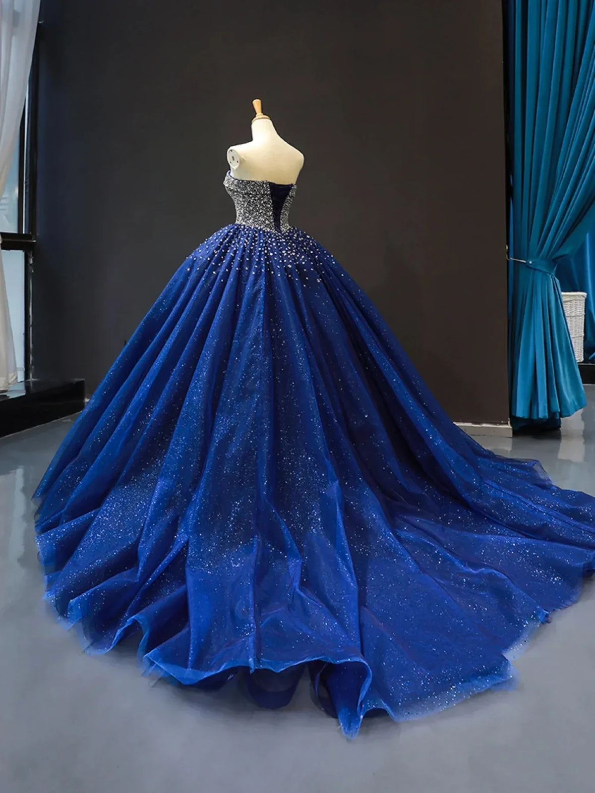 Navy Blue Sweetheart Tulle Quinceanera Dresses With Beadings - Curvevia