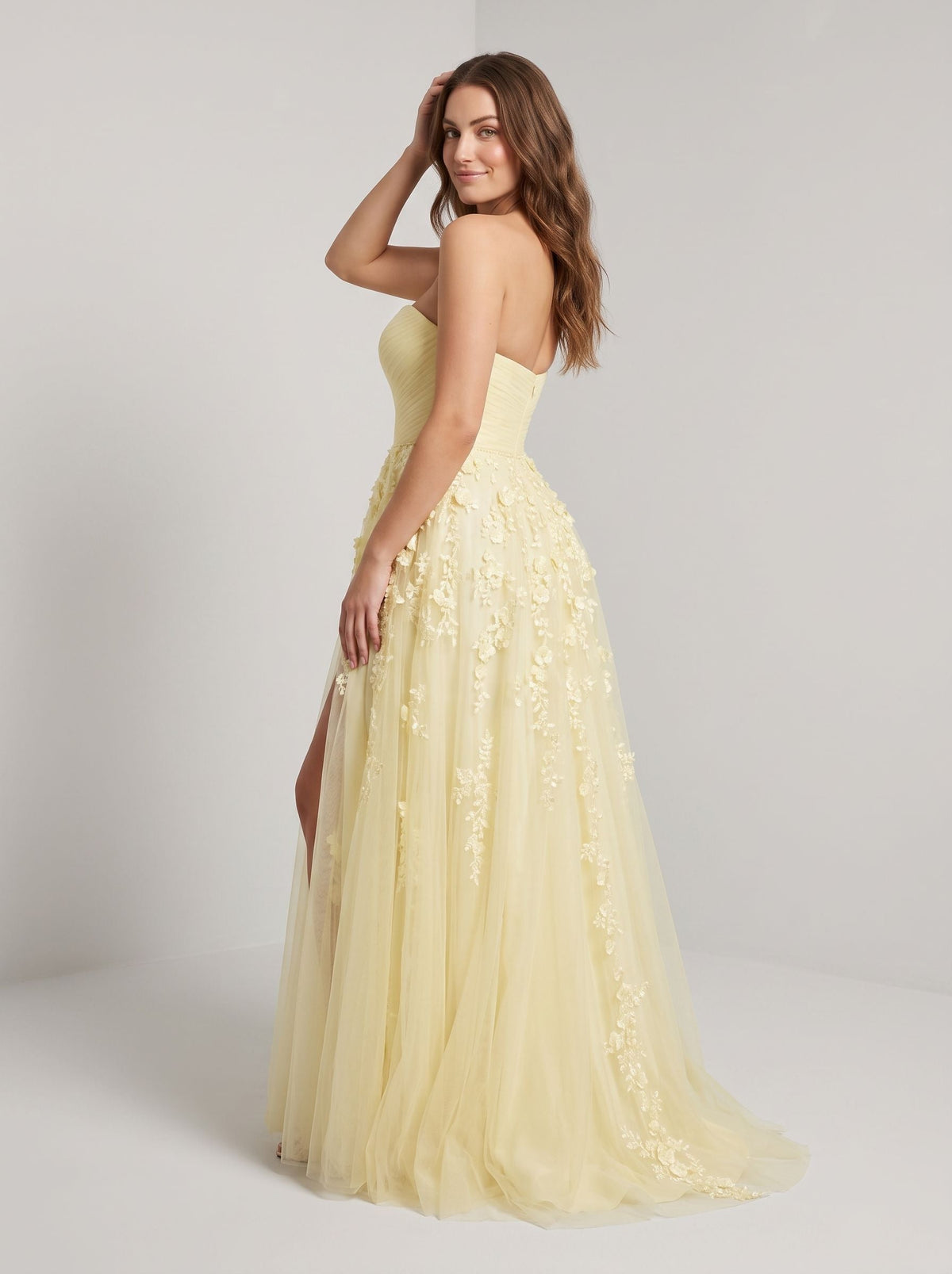 Daffodil Satin A-Line Sweetheart Back Zip Floor-Length Dress with Front Split - Curvevia