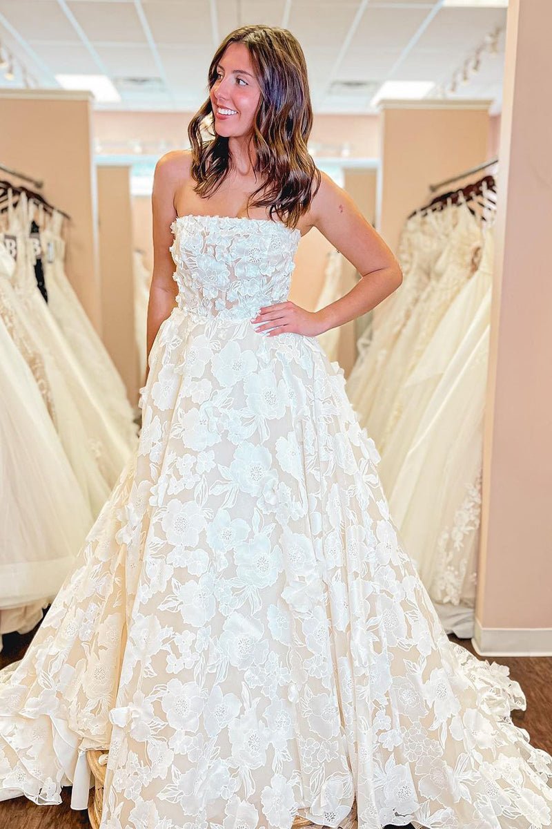 A-Line Strapless Floral Lace Wedding Dresses - Curvevia
