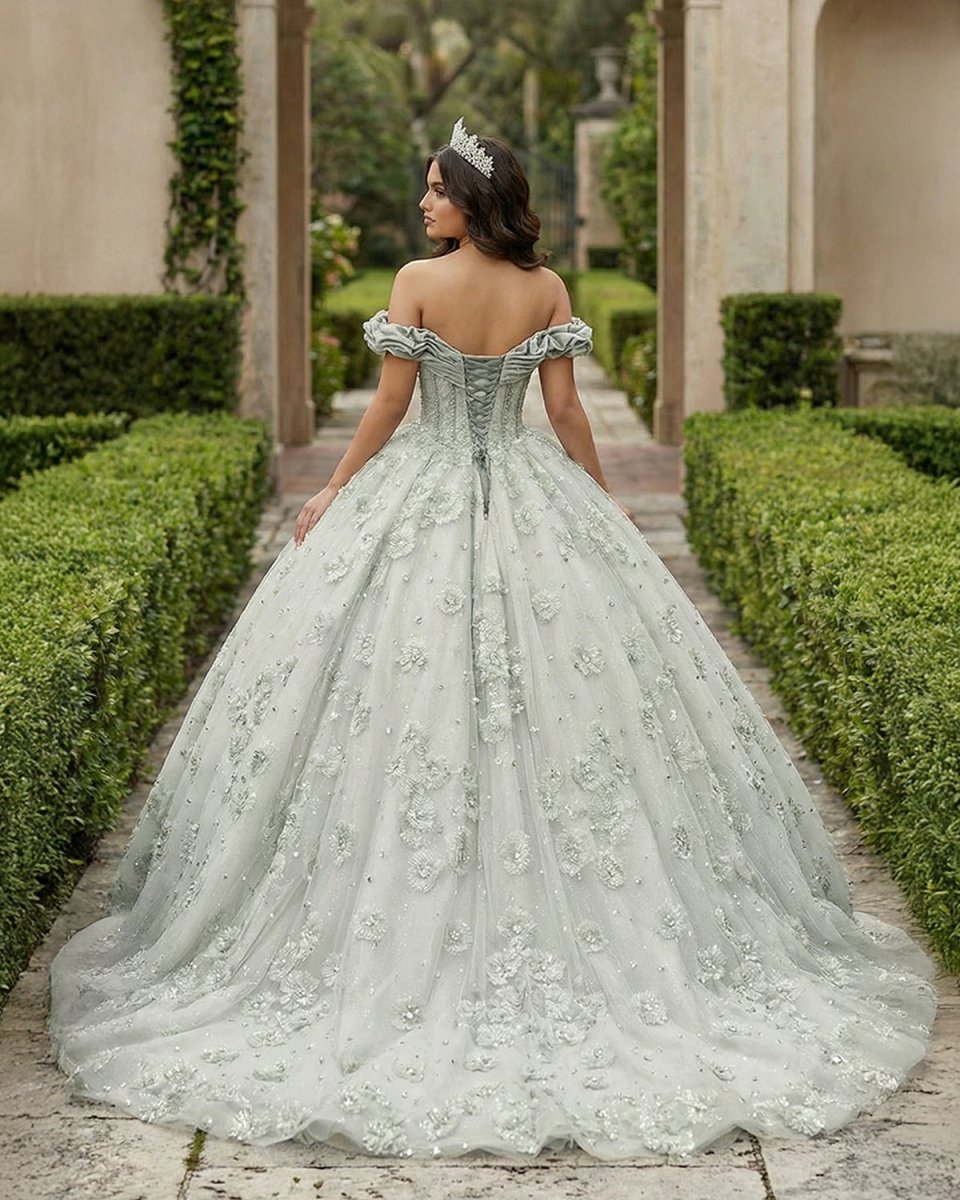 Quinceanera Dress Elegant Grey Quinceanera Dresses Sweetheart Sleeveless Ball Gown Party Dresses - Curvevia