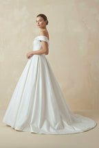 Ball Gown Satin Sweep Train White Wedding Dress with Sleeveless - Curvevia