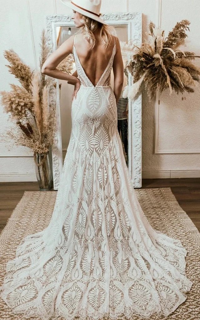 Beach Floral Mermaid Plunging Boho Lace Wedding Dress with Sweep Train - Curvevia