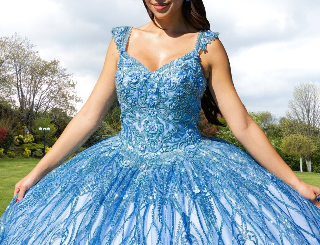 Ball Gown Lace V-Neck Sky Blue Quinceanera Dress - Curvevia