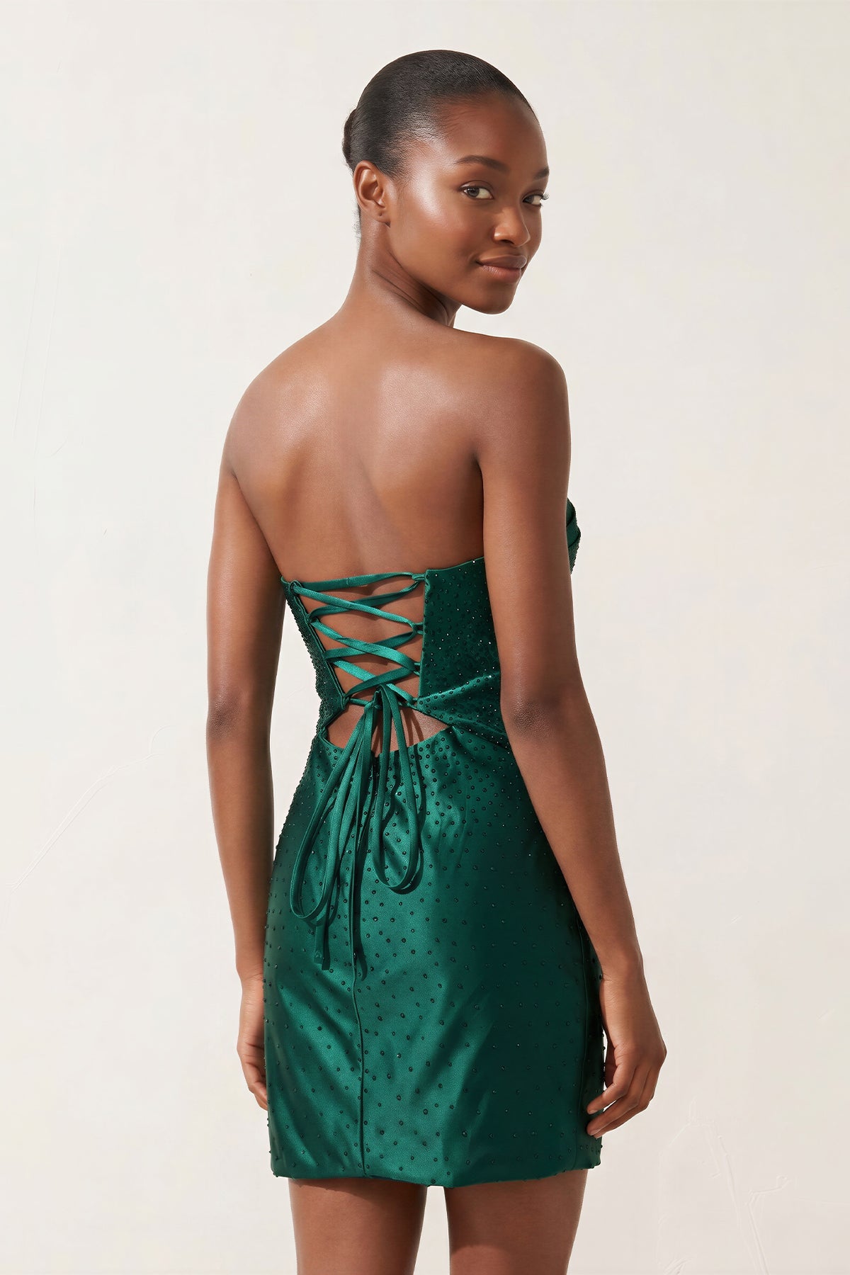 Orange Sheath Sweetheart Sequined Cut Out Short Homecoming & Cocktail Dresses - Curvevia