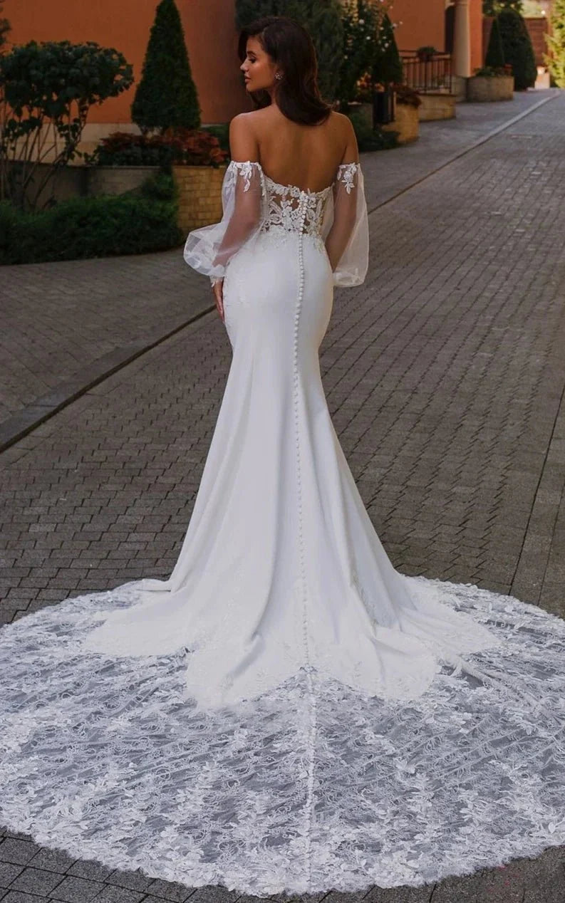 Ethereal Mermaid Plunging Neck Chiffon Tulle Wedding Dress with Appliques - Curvevia