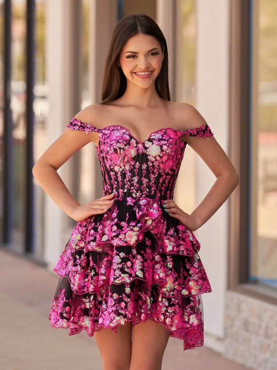 Navy Blue A-Line Sweetheart Tiered Short Homecoming Dresses - Curvevia