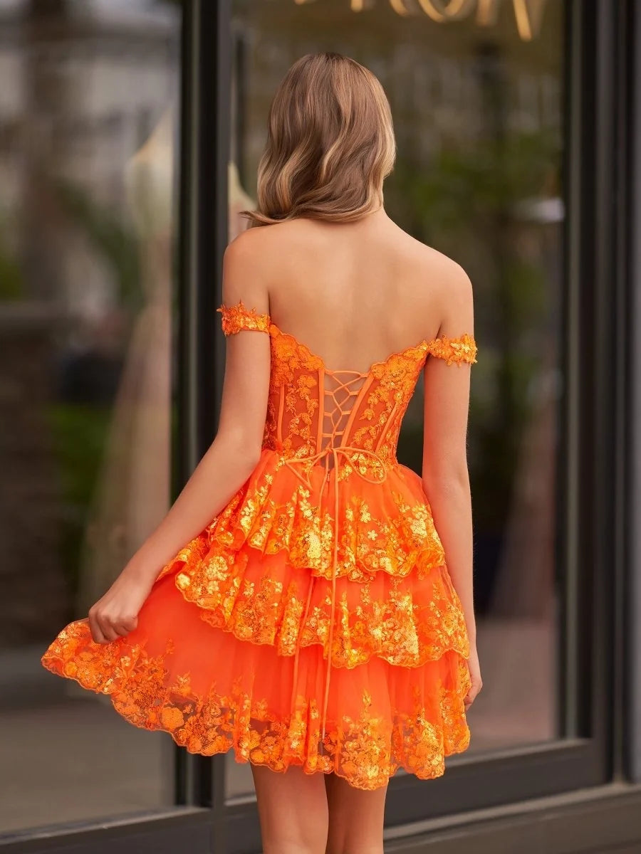 Navy Blue A-Line Sweetheart Tiered Short Homecoming Dresses - Curvevia