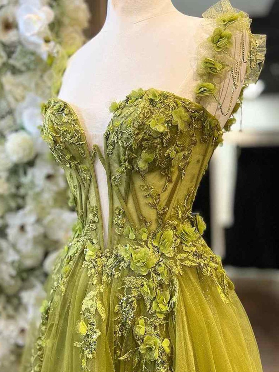 A-Line Olive Spaghetti Straps Tulle Long Wedding Guest Dress with Lace Appliques - Curvevia