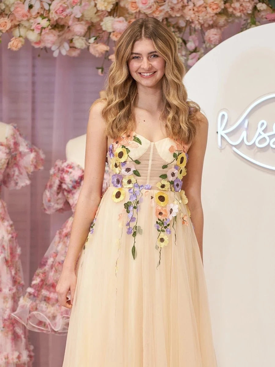 3D Flower Tulle Tea Length Wedding Guest Dress - Curvevia