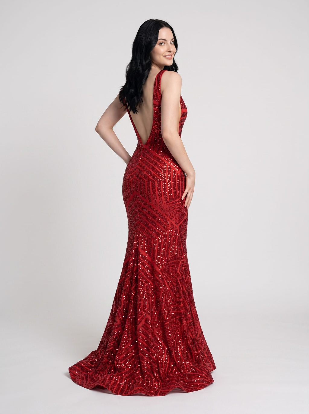 Red Sequins column V-Neck Back Zip Floor-Length Dress with High Slit - Curvevia