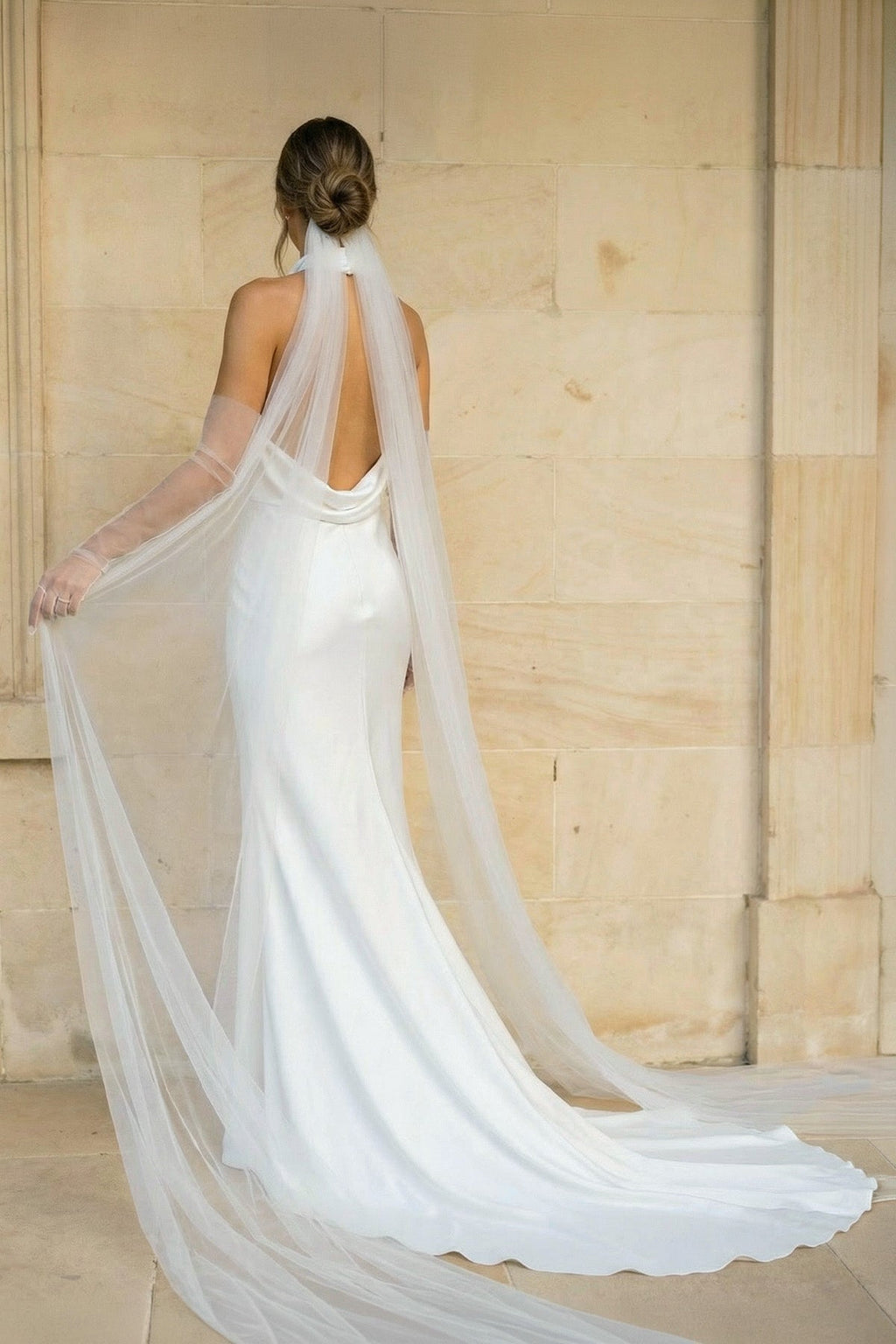Elegant Mermaid White Halter Satin Wedding Dresses - Curvevia
