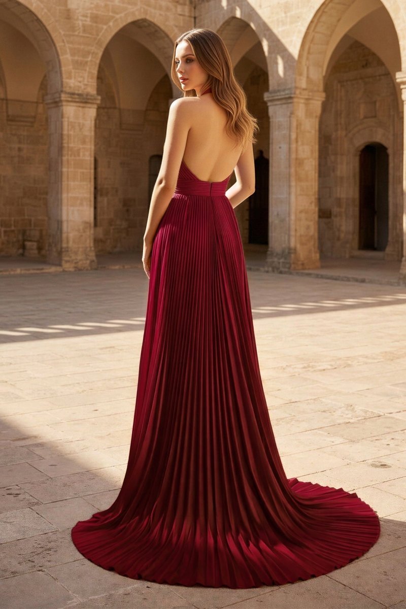 A-Line Halter Backless Pleated Blue Chiffon Long Prom Dresses - Curvevia