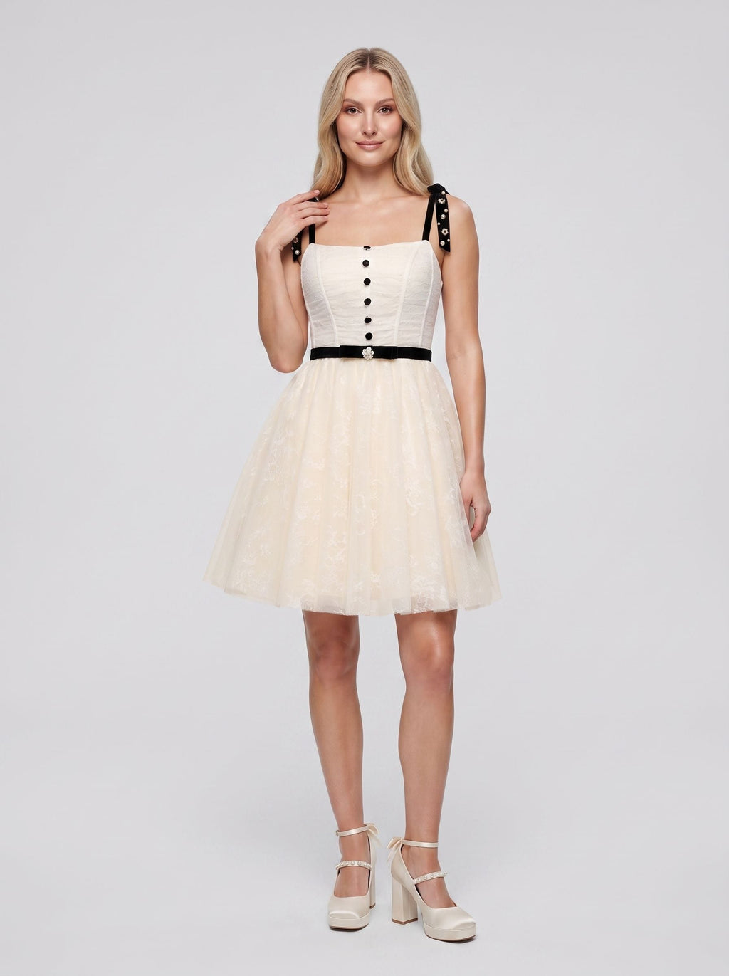 Ivory Tulle A-Line Straight Neck Backless Short Dress with Contrast Sash - Curvevia