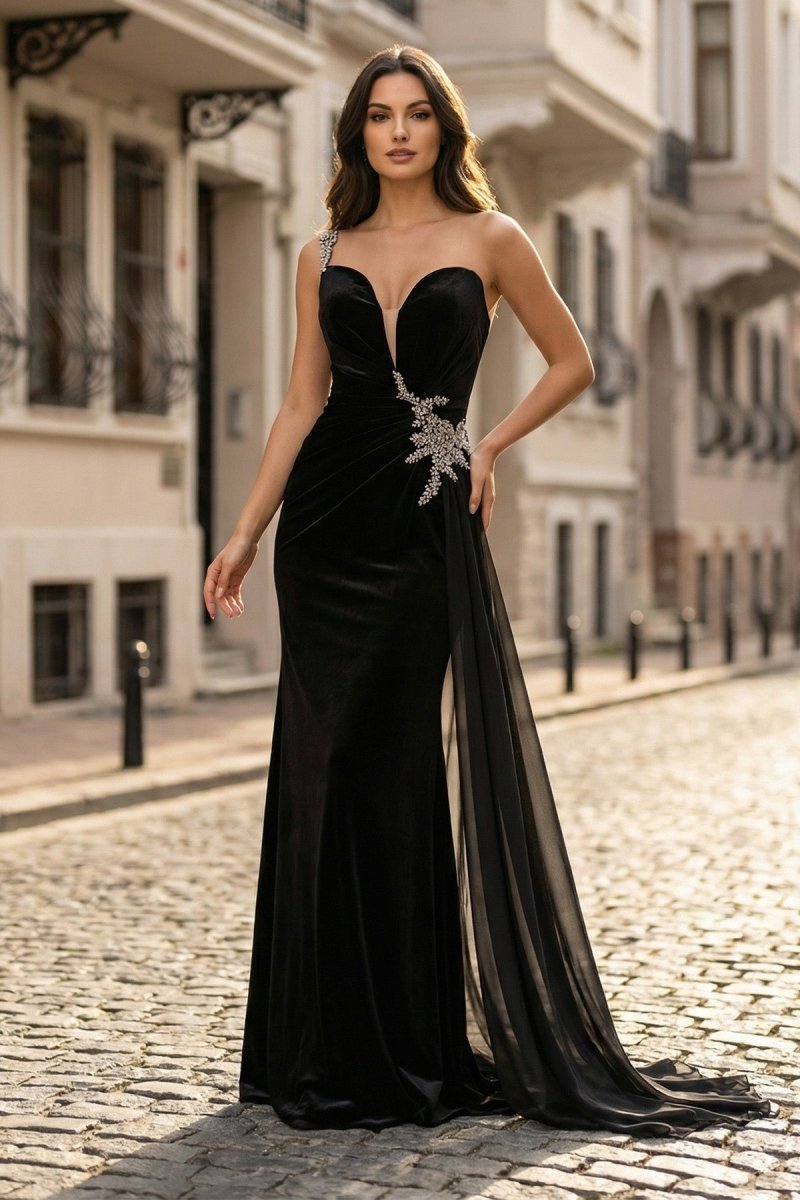 Black Rhinestone One Shoulder A Line Prom Dress with Slit - Curvevia