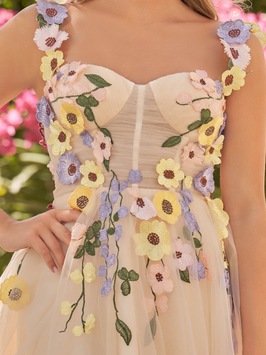 3D Flower Tulle Short Length Wedding Guest Dress - Curvevia