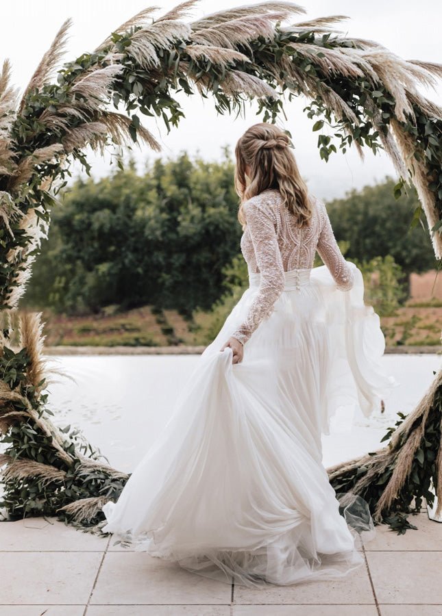 Luxurious Lace Beading Long Sleeves A-Line Pleated Tulle Wedding Dresses - Curvevia