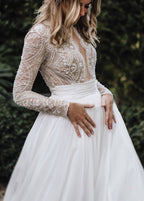 Luxurious Lace Beading Long Sleeves A-Line Pleated Tulle Wedding Dresses - Curvevia