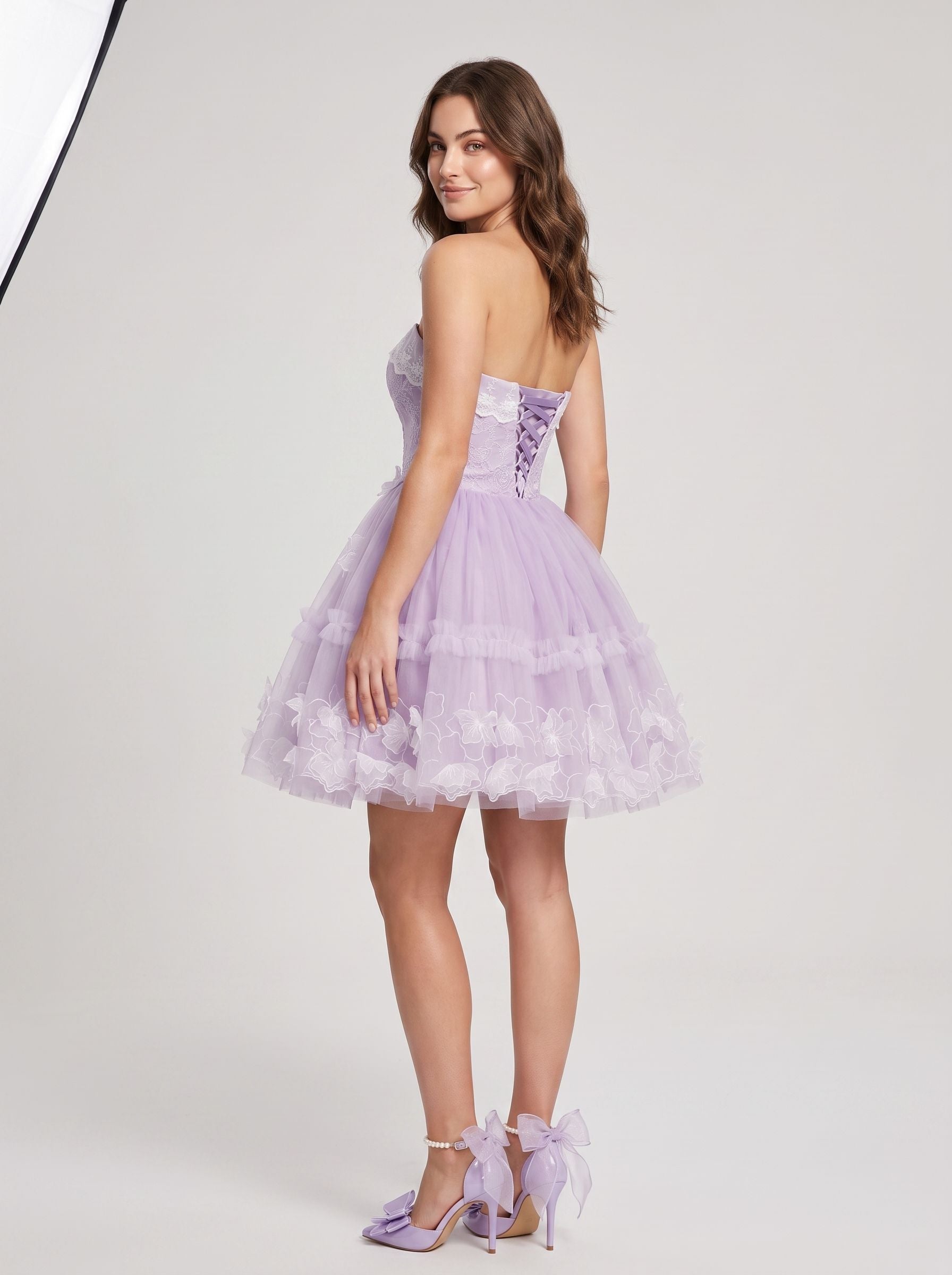 Lavender Tulle A-Line Sweetheart Criss-Cross Straps Short Dress with 3D Applique - Curvevia