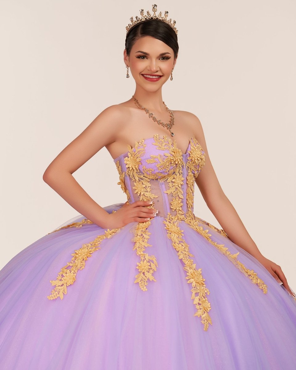 Lilac Sweetheart Sleeveless Quinceanera Dresses with Appliques - Curvevia