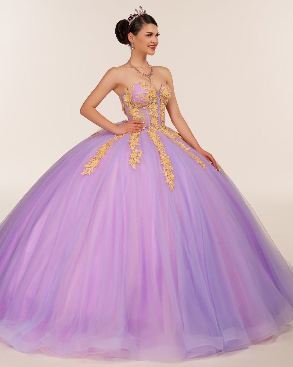 Lilac Sweetheart Sleeveless Quinceanera Dresses with Appliques - Curvevia