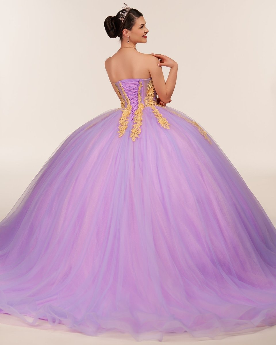 Lilac Sweetheart Sleeveless Quinceanera Dresses with Appliques - Curvevia