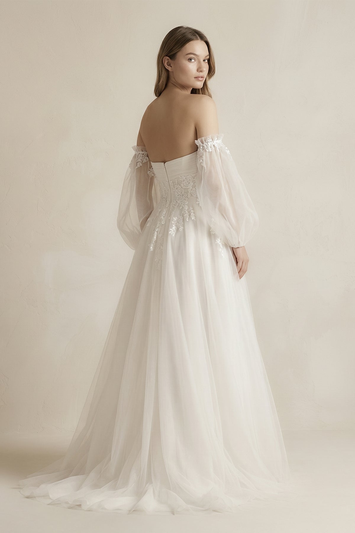 Long Sleeves Tulle A-Line Off-the-Shoulder Wedding Dress in White - Curvevia