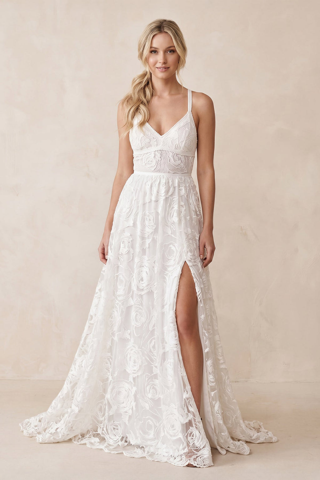 Luxury Lace Chic Halter A-Line Bohemian Wedding Dress with Slit Bridal Gowns - Curvevia