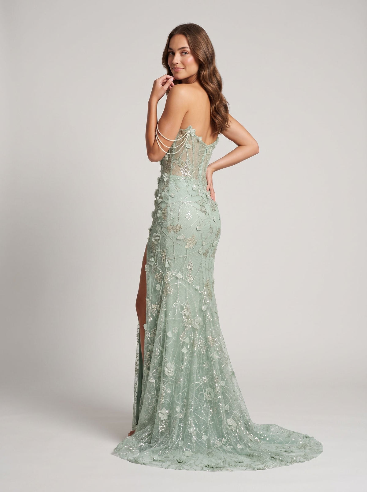 Green Tulle Sheath Sweetheart Back Zip Floor-Length Dress with Beaded Sequins - Curvevia