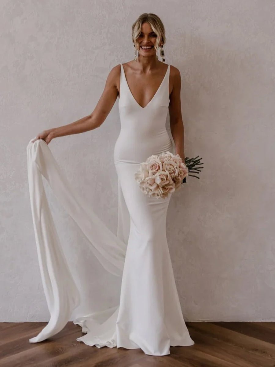 Mermaid Deep V-Neck Backless White Wedding Dress - Curvevia